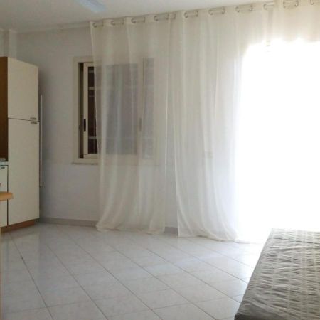 Aessebenessere Casavacanza Mascali Bagian luar foto