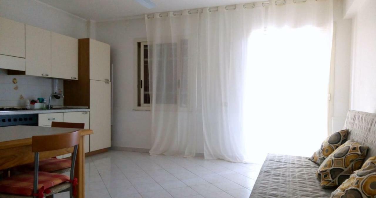 Aessebenessere Casavacanza Mascali Bagian luar foto