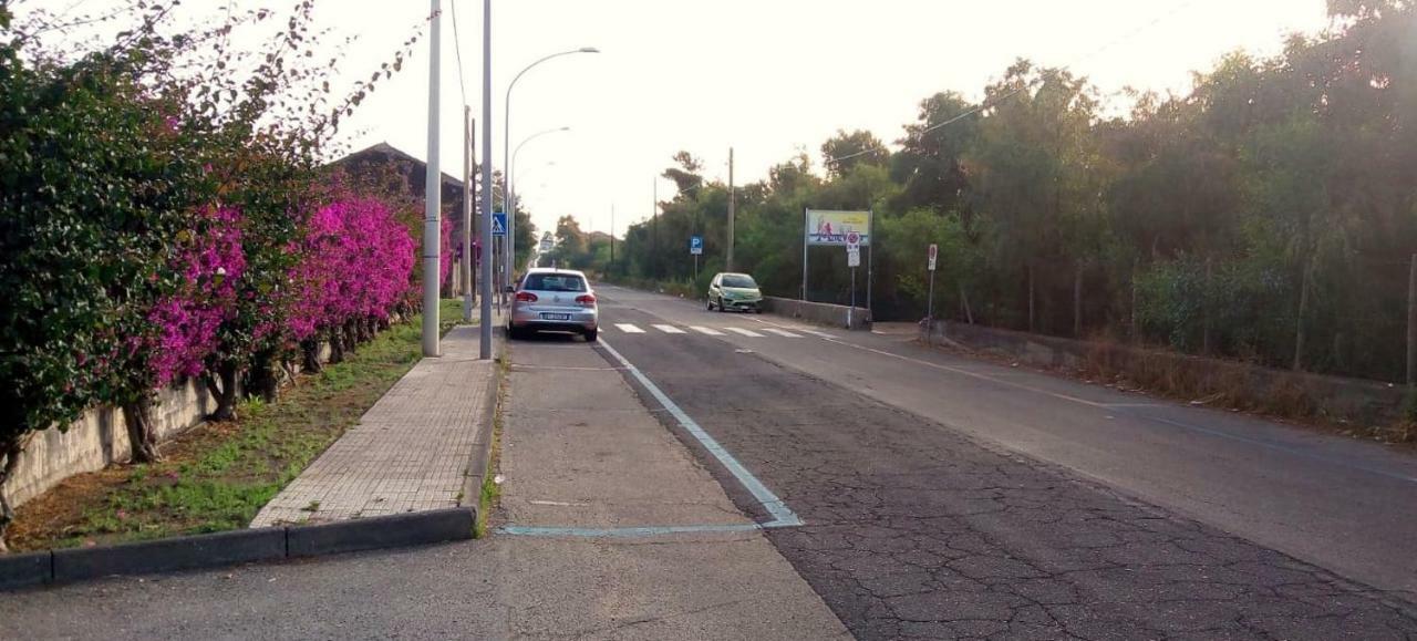 Aessebenessere Casavacanza Mascali Bagian luar foto
